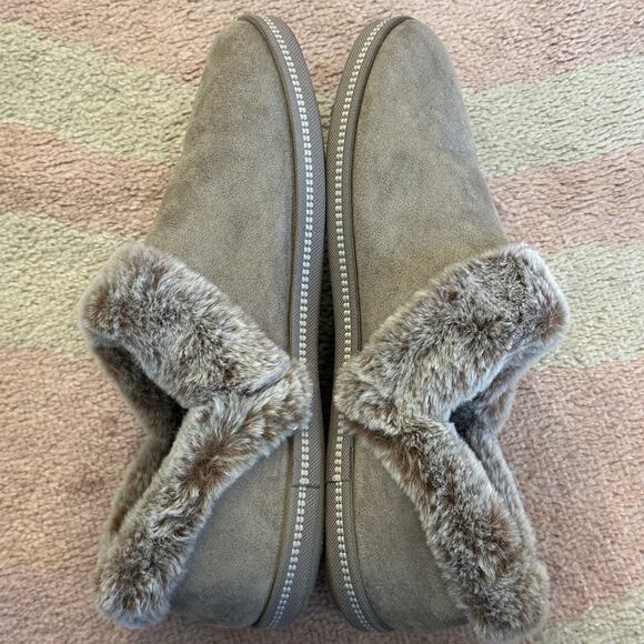 Skechers Cozycore Campfire Fresh Toast Slippers Dark Taupe Faux Fur Lined Hygge - Picture 4 of 8